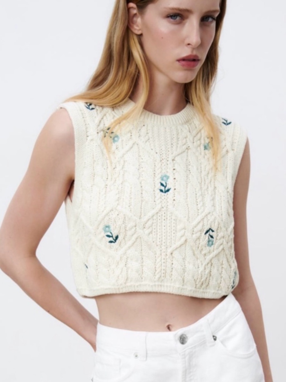 Zara Sleeveless Cream Cable Knit Cropped Sweater Top